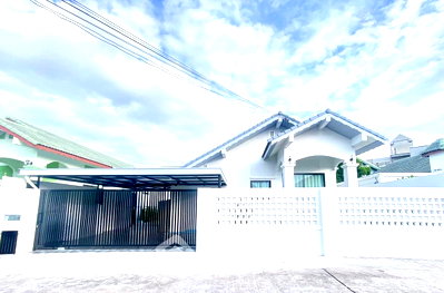 Houses for sale Bang Lamung Chonburi : 3-BR House For Sale At Paradise Hill 2, East Pattaya (ID 3297780)