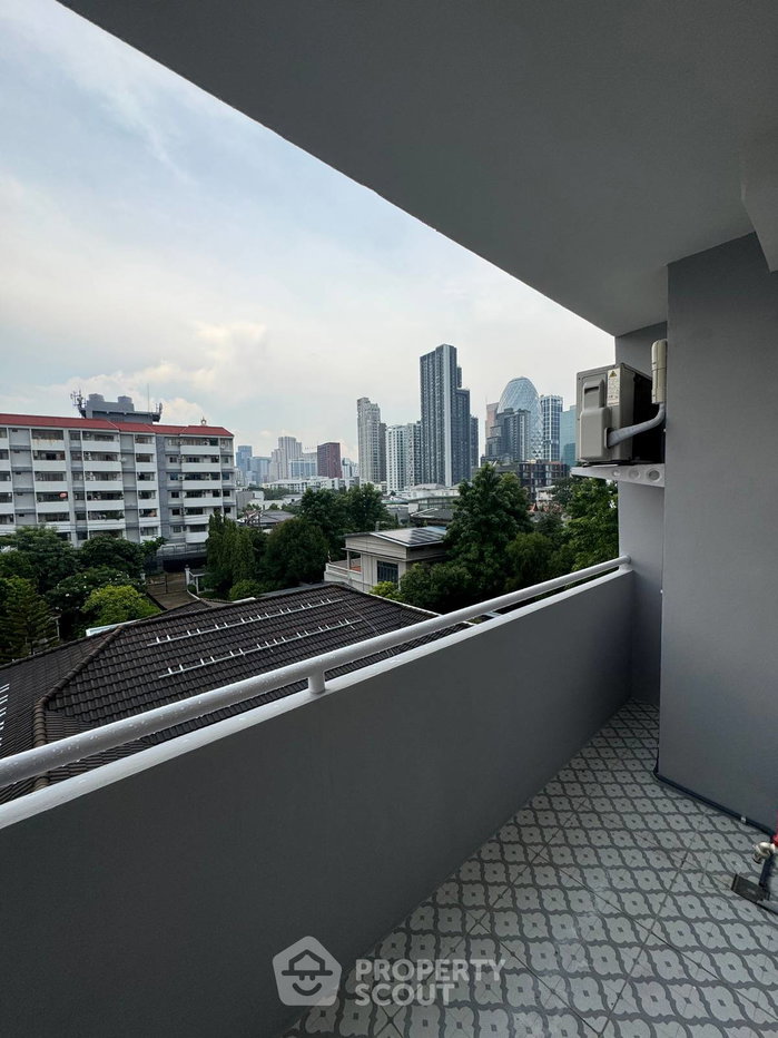 picture 2-BR Condo At Phasuk Place Near BTS Ari For Sale (ID 3387380) - 11/14
