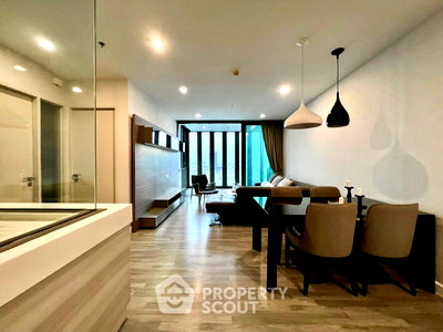 ขายคอนโด : ใกล้ BTS วงเวียนใหญ่ 70 ม. คอนโด 2 ห้องนอน ชั้น 16 The Room BTS Wongwianyai (ID 1822794)