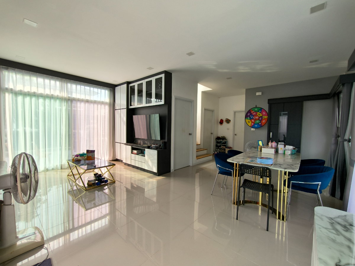 รูป เช่า 50,000บาท/เดือน ม.บ้านเดอะทรัสแพรกษาใหม่ - รูปที่ 15/16