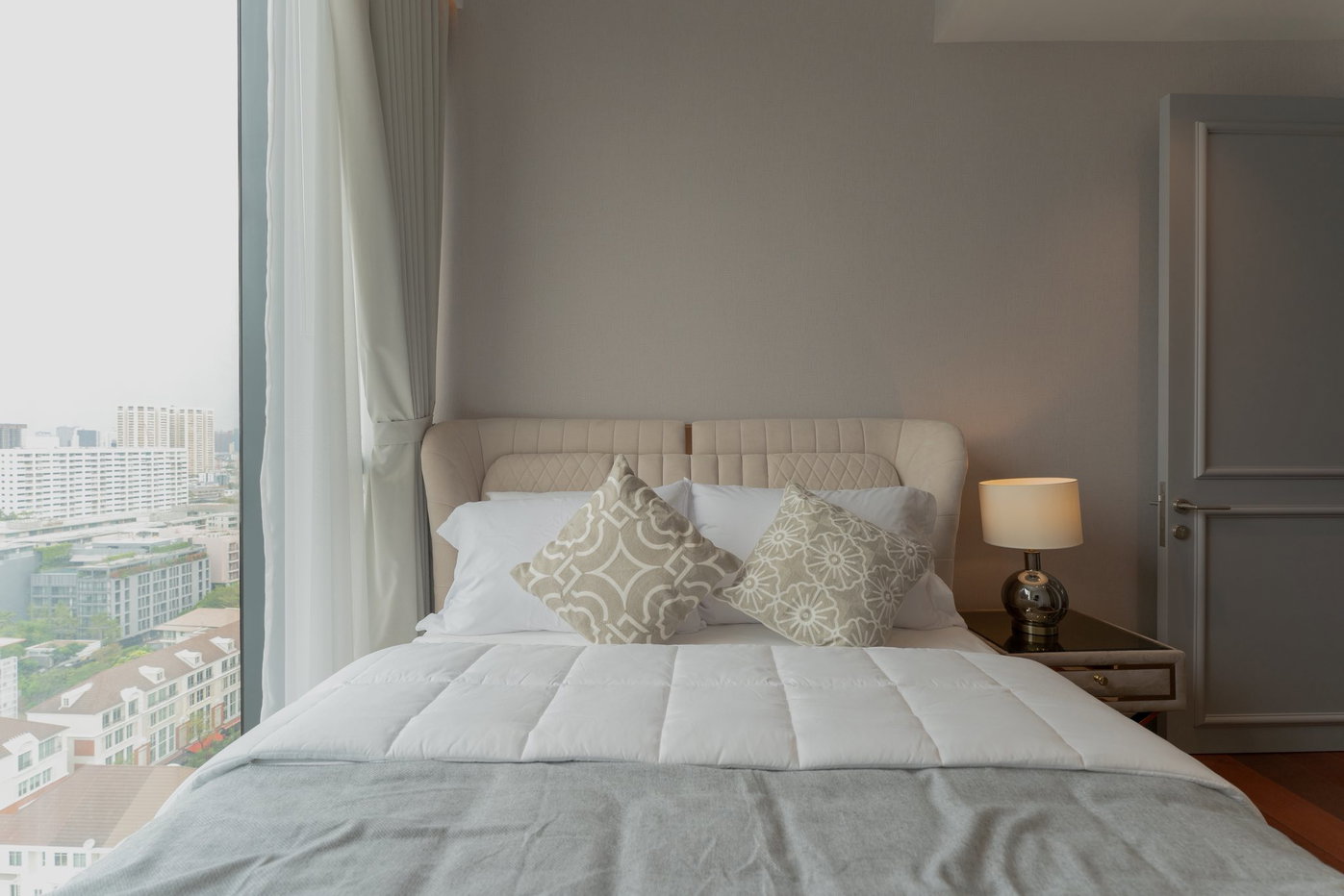 picture KHUN by YOO inspired by Starck 2 bedrooms, for rent - 5/37