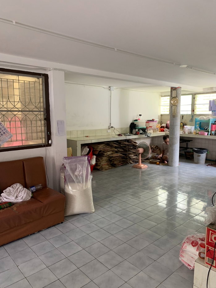รูป ขายโกดัง สภาพ พร้อมดัดแปลงเป็นโรงงานได้ พร้อมบ้าน1 หลัง โครงสร้างแข็งแรง ยกพื้นสูง พื้นที่ 167  ตรว ซอย กรุงเทพนนทบุรี27 บางซื่อ  ราคาดีมาก - รูปที่ 7/20