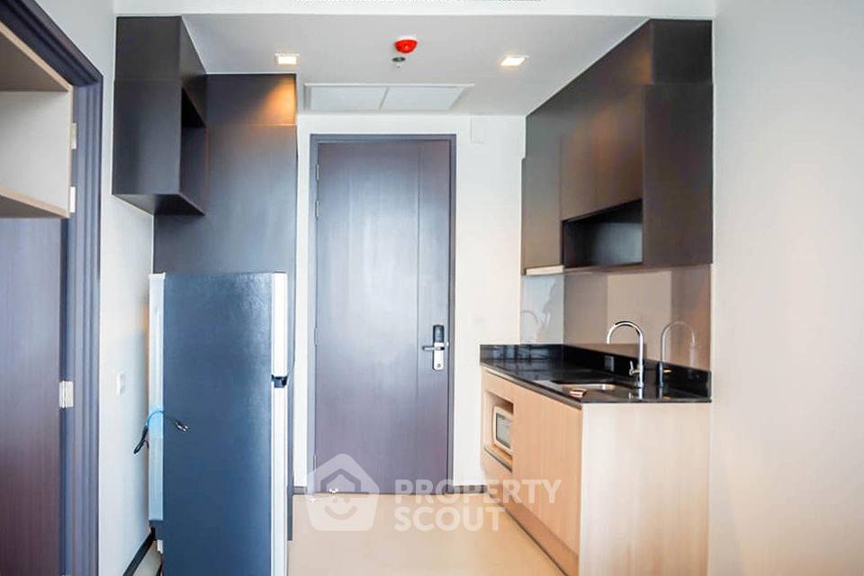 รูป คอนโด 1-ห้องนอน ที่ ดิ เอดจ์ สุขุมวิท 23 ใกล้ MRT สุขุมวิท (ID 2738833) - รูปที่ 3/6
