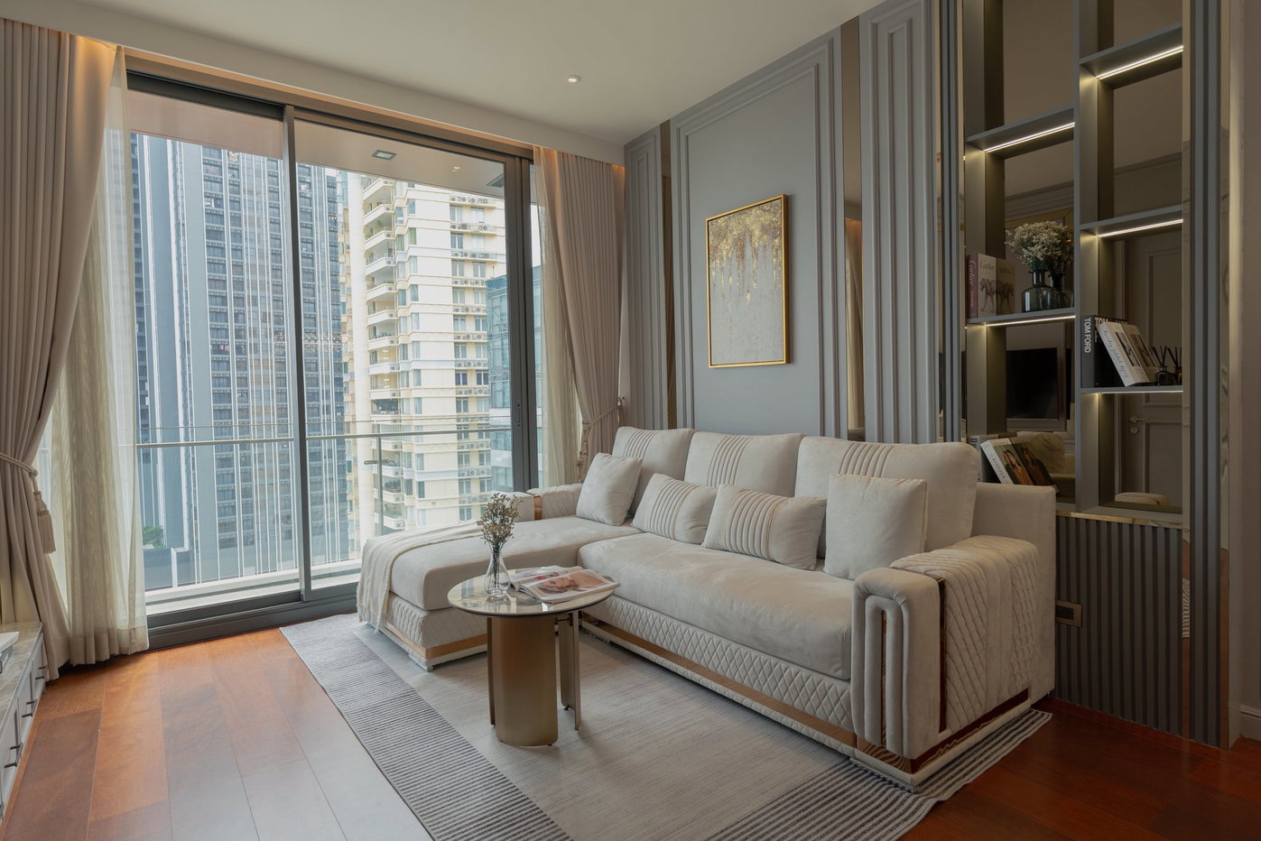 picture KHUN by YOO inspired by Starck 2 bedrooms, for rent - 2/37