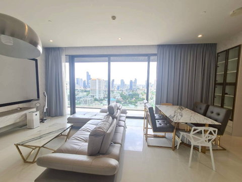 Vittorio Sukhumvit 39 2 bedrooms, for rent