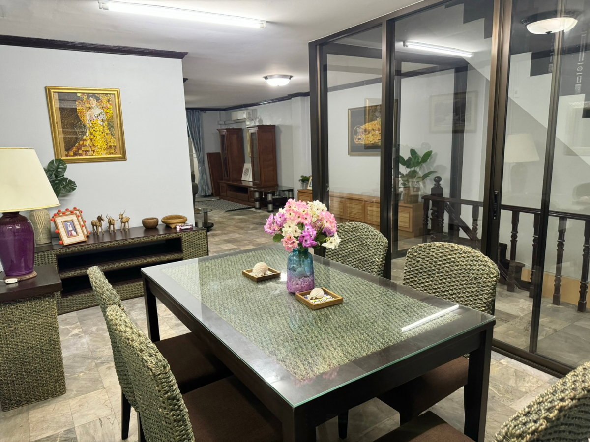 picture Townhome / Home-office for Rent at Royal Nakarin Villa - 6/32