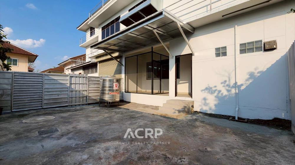 รูป ให้เช่าอาคารพาณิชย์ 2 ชั้น พร้อมโกดัง รถสิบล้อเข้าได้ – ประเวศ - รูปที่ 10/16