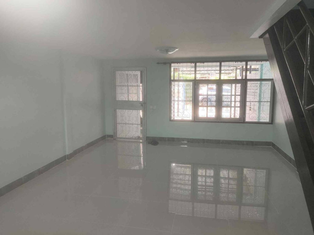 picture Townhome for Rent in Sukhumvit 101 Near BTS Punnawithi - 3/7