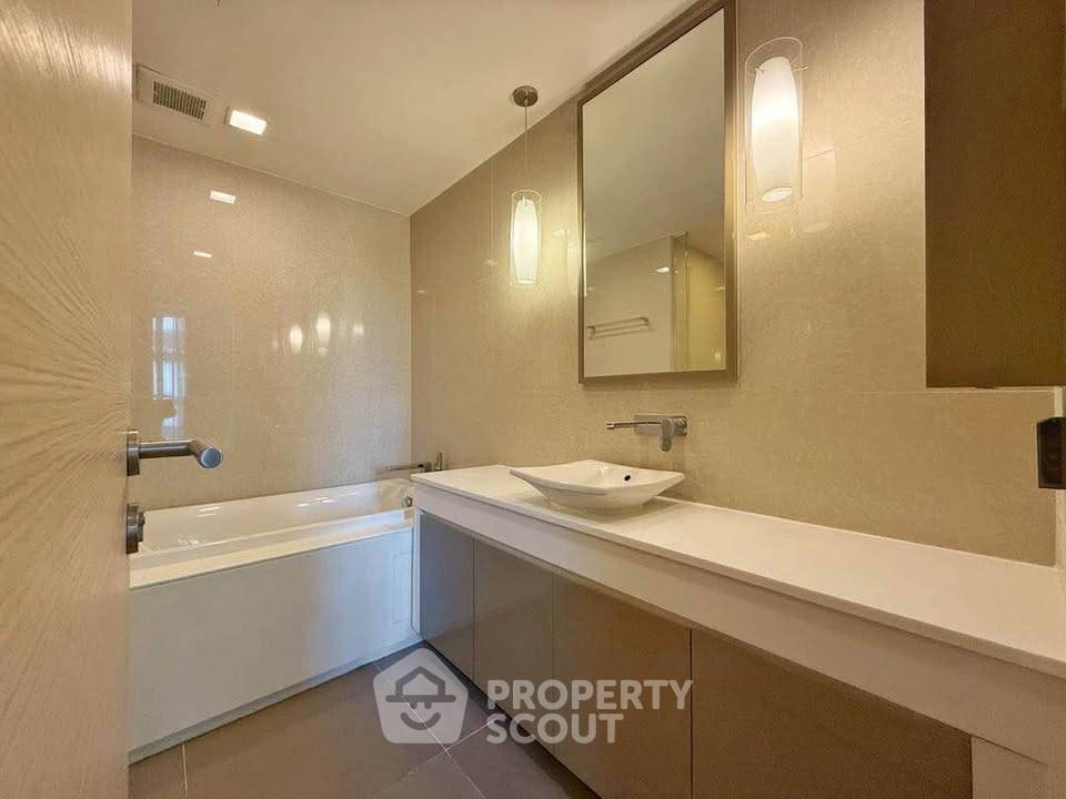 picture 3-BR Condo at LIV @ 49 near BTS Thong Lor (ID 3372055) - 15/20