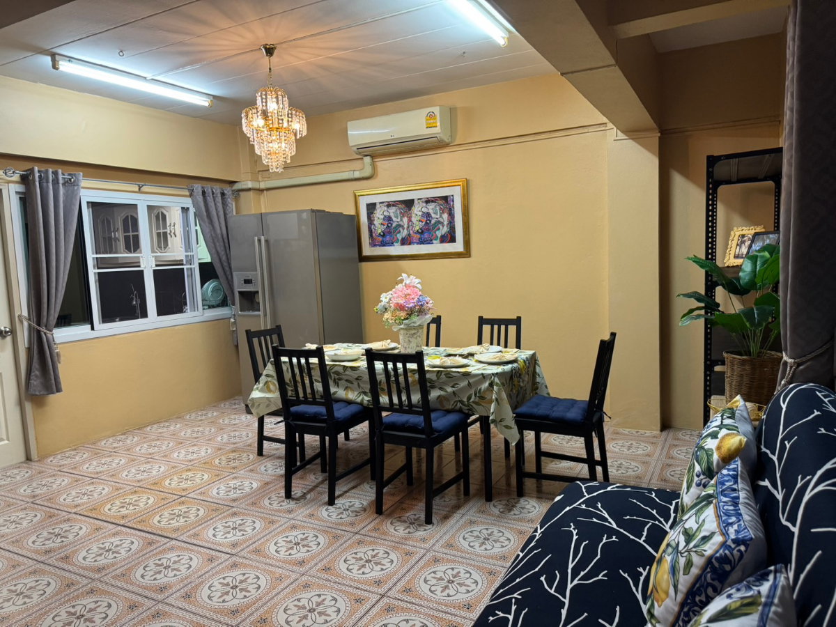 picture Townhome / Home-office for Rent at Royal Nakarin Villa - 5/32