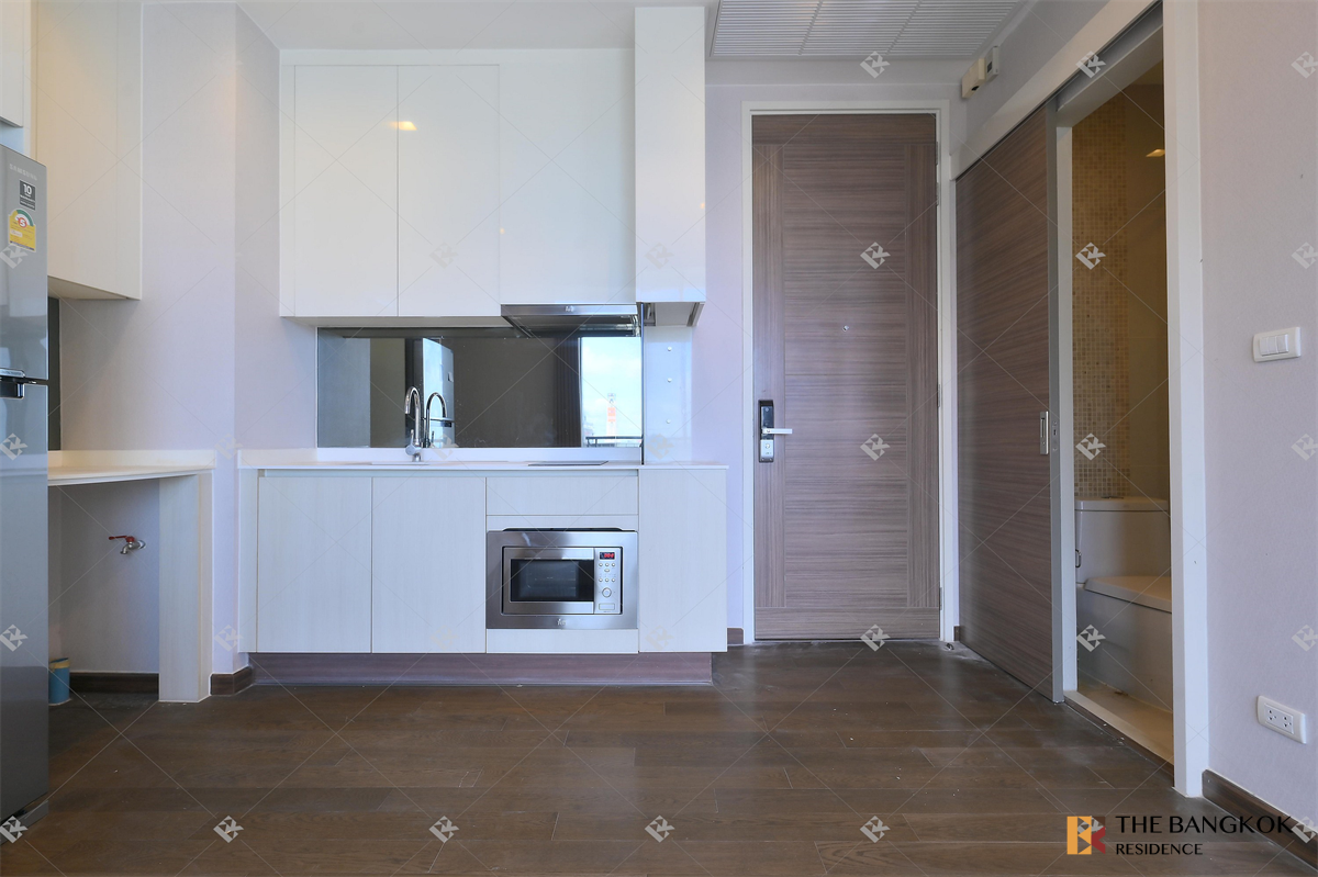 picture Q Asoke near MRT Phetchaburi Station Easy Travel, Fully Utilized Space - 5/10