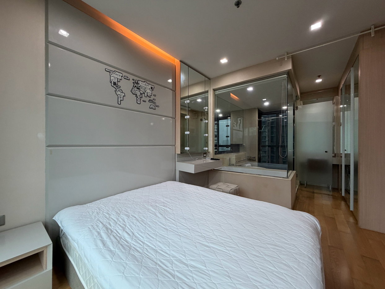 picture The address asoke 1 bedroom, for sale - 4/16