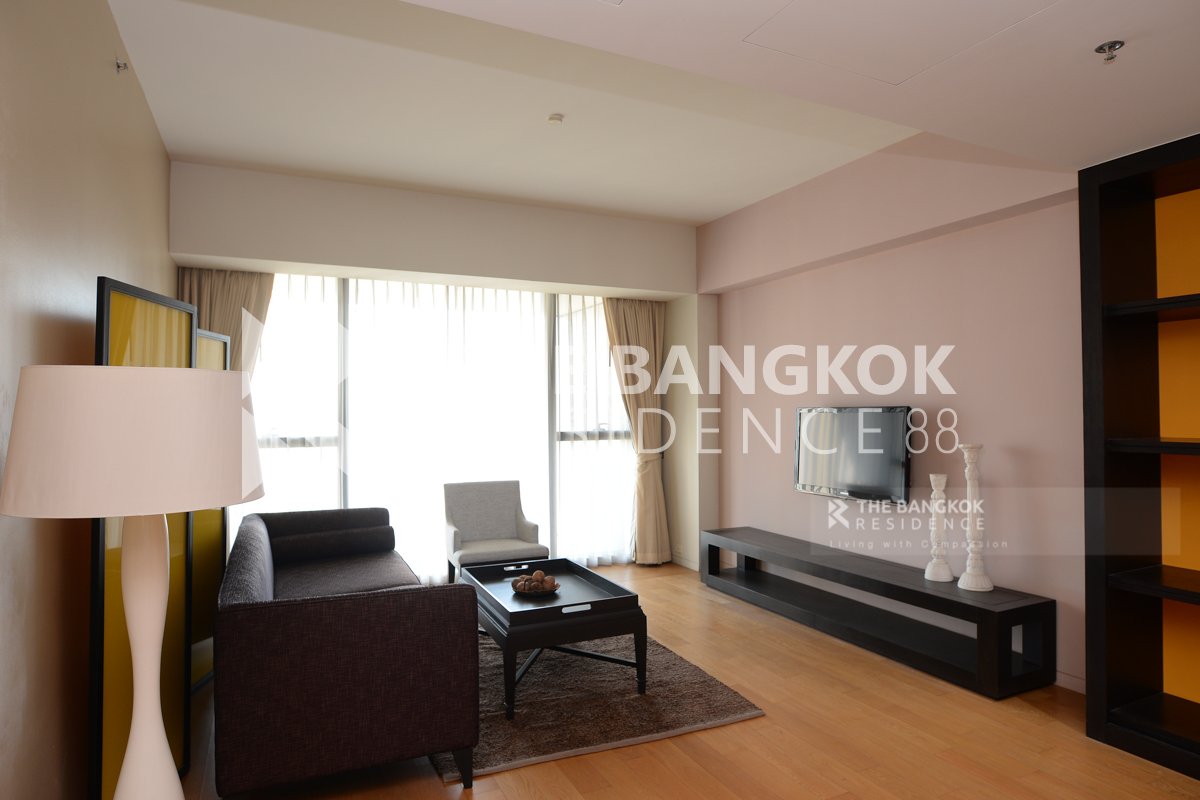 picture The Met  Best Location Condo for City Dwellers - 6/10