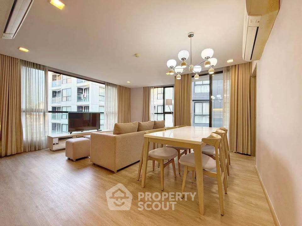 picture 3-BR Condo at LIV @ 49 near BTS Thong Lor (ID 3372055) - 1/20