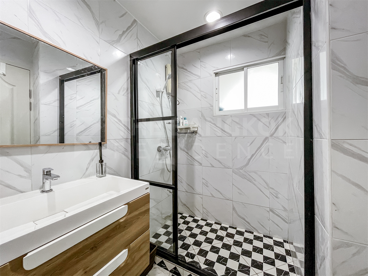 picture Life@Ratchada - Suthisan near MRT Sutthisan Station Ideal City Living at a Great Price - 8/10