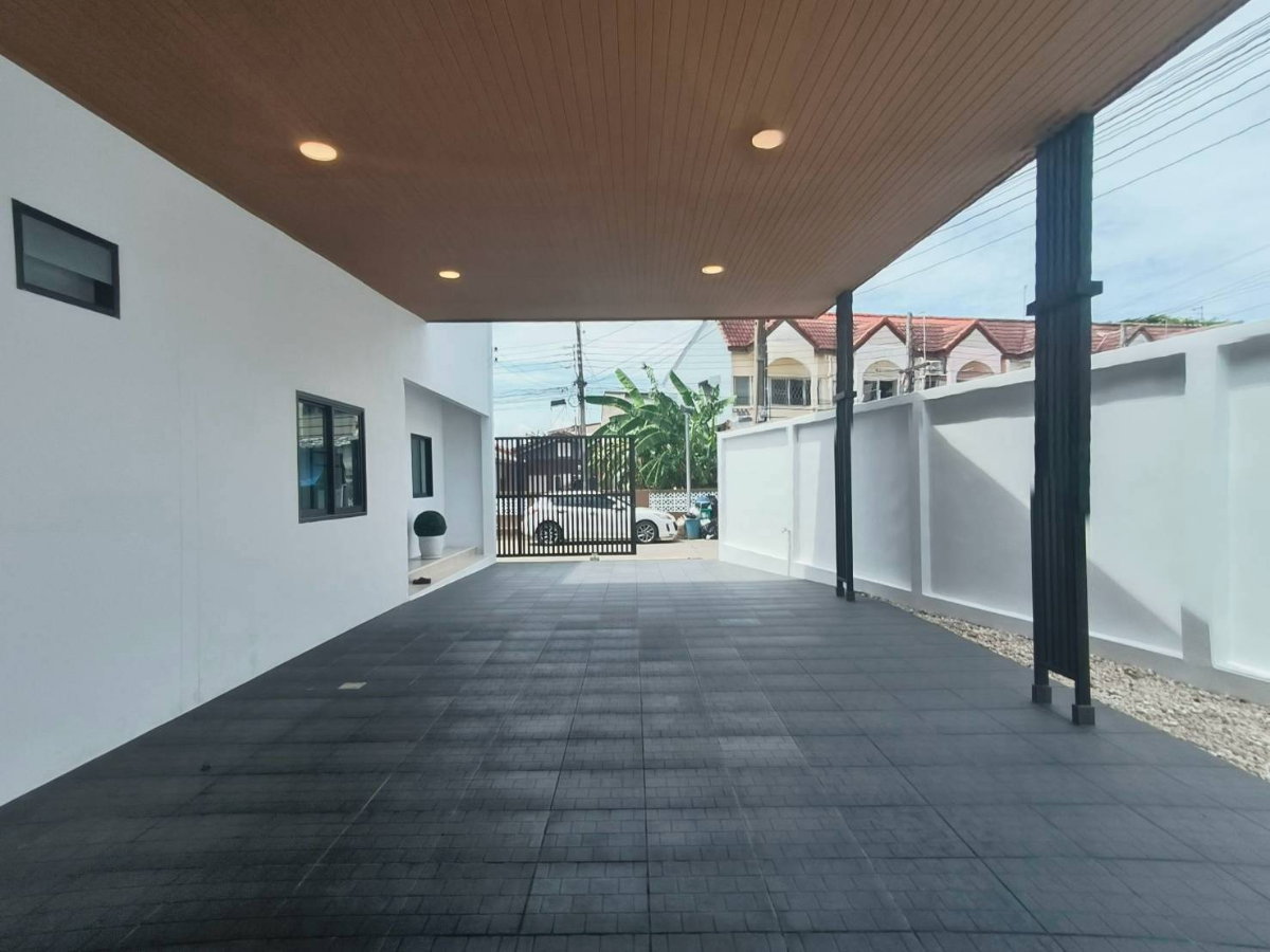 รูป บ้านเดี่ยวชั้นเดียว แต่งใหม่ กว้าง สวย หมู่บ้านทหารกองหนุน ซอยพระยาสุเรนทร์ 28 (มีนบุรี) รามอินทรา 109 แขวงบางชัน เขตมีนบุรี คลองสามวา พร้อมอยู่ - รูปที่ 20/21