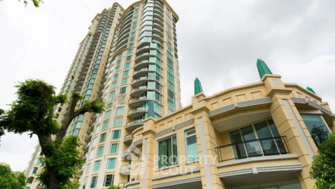 4-BR Condo at Royce Private Residences near MRT Sukhumvit (ID 2725278)