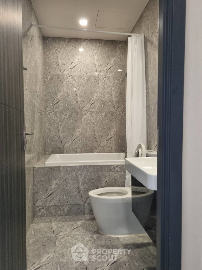 picture 40th-Floor 2-BR At Ashton Asoke 70m To MRT Sukhumvit (ID 2746354) - 9/10