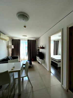 Condos for rent : Condo for rent, D Vieng Santitham, Chiang Mai city center, Tel 082-389-9314  (Boo)