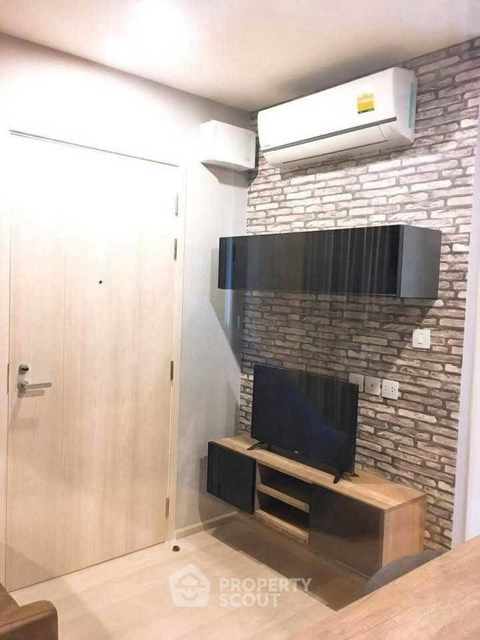 picture 1-BR Condo at Life Asoke near ARL Makkasan (ID 2085524) - 4/12