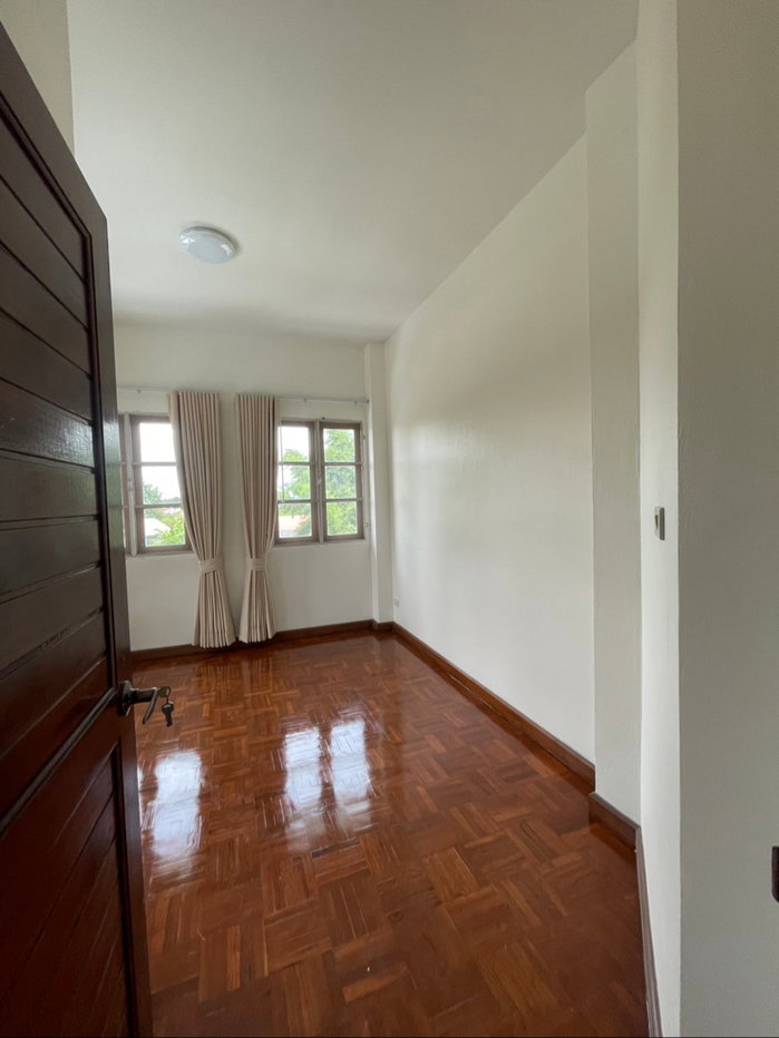 รูป บ้านว่างให้เช่าใกล้กาดฝรั่งเชียงใหม่ - รูปที่ 10/19
