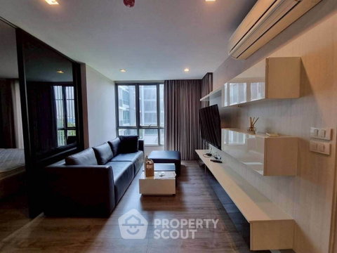 คอนโด 1-ห้องนอน ที่ เดอะ รูม สุขุมวิท 40 ใกล้ BTS ทองหล่อ (ID 3387707)