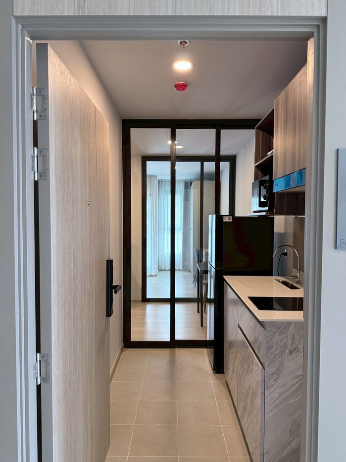 picture Modern 1-Bedroom Condo for Rent | Aspire Onnut Station - 2/22