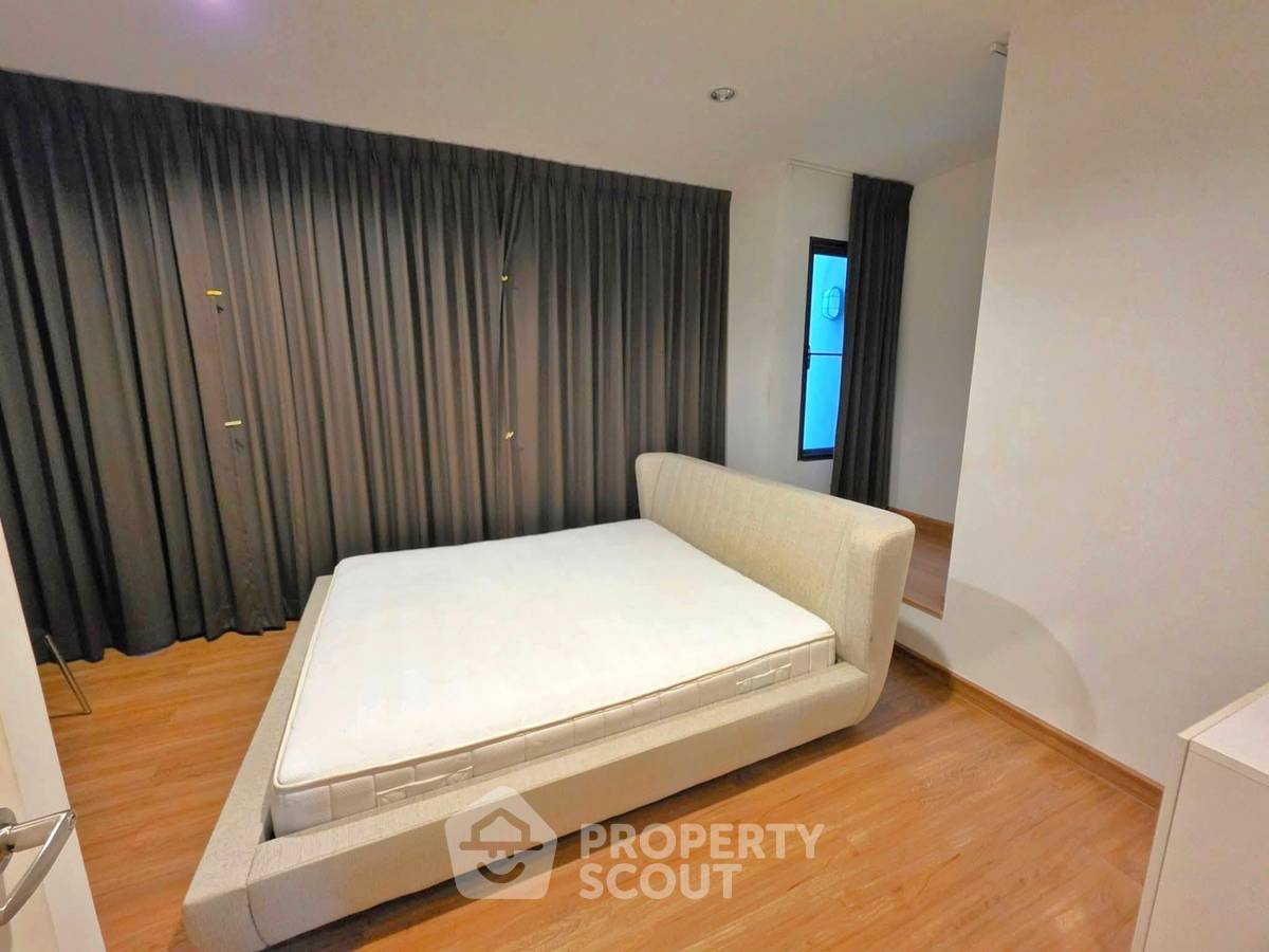 รูป ทาวน์เฮ้าส์ 3-ห้องนอน ใน บางแก้ว (ID 3387725) - รูปที่ 2/9