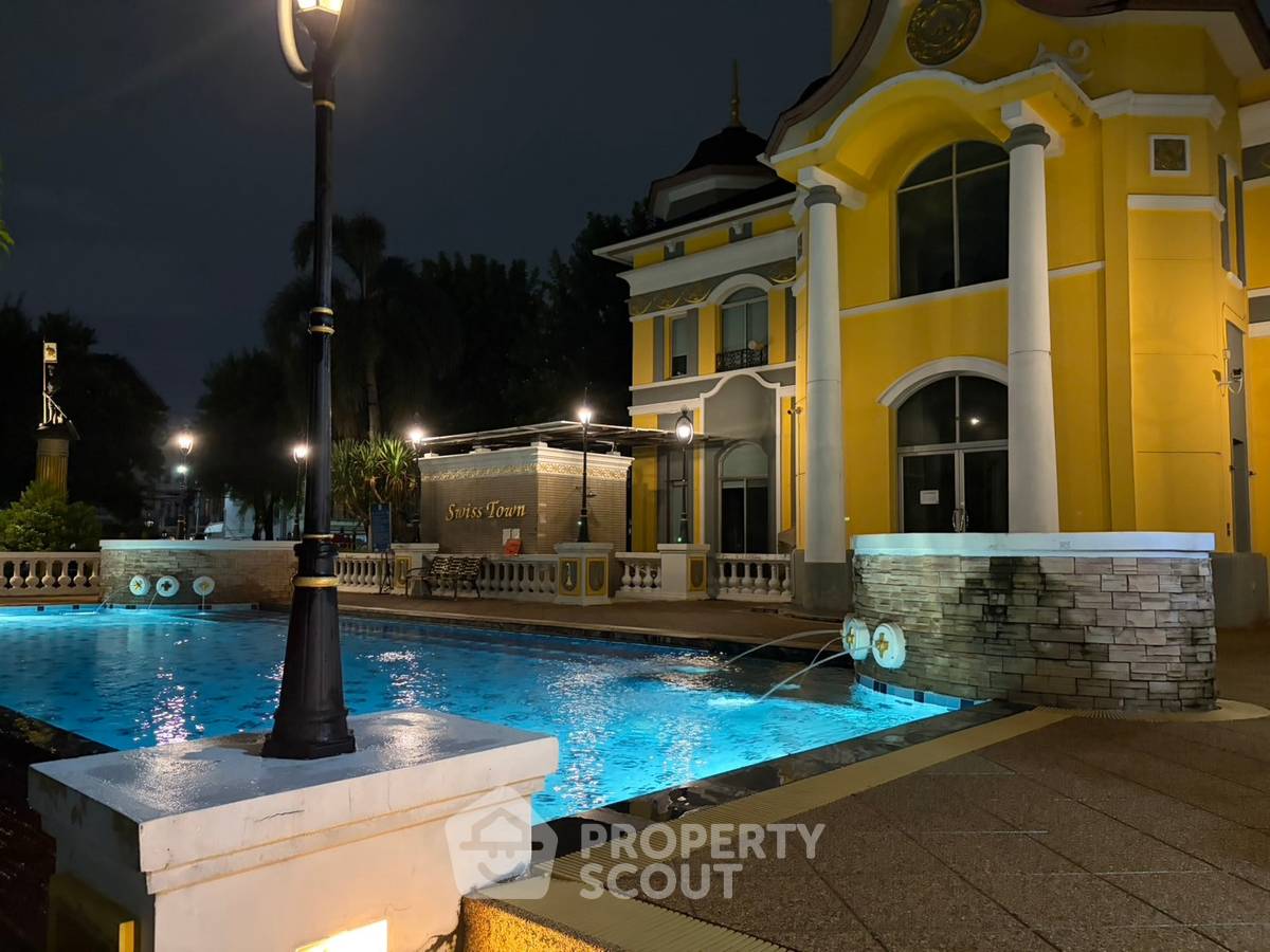 รูป พื้นที่ 200 ตร.ม. ทาวน์เฮ้าส์ 3 ห้องนอน Baan Klang Muang Swiss Town Kaset-Nawamin (ID 3378549) - รูปที่ 19/20