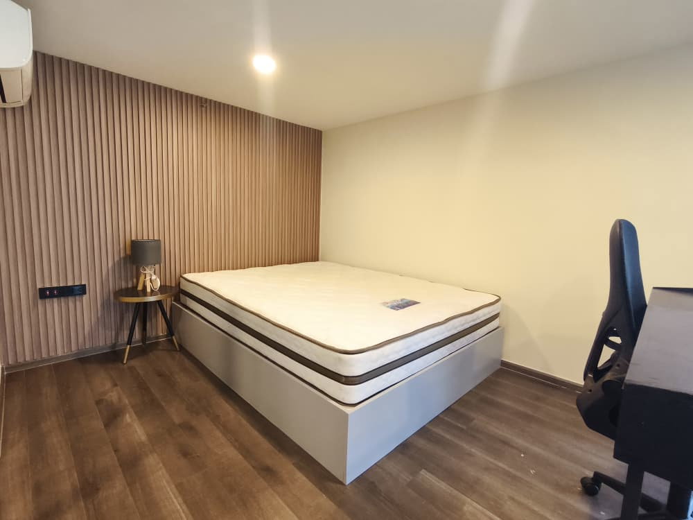 picture Condo for RENT : Knightsbridge Space Rama 9  𝐒𝐢𝐳𝐞 : 41 sqm. Duplex 1 Bed 1 Bath / City View  𝐅𝐥𝐨𝐨𝐫 : 20th  ✅Fully furnished - 11/14