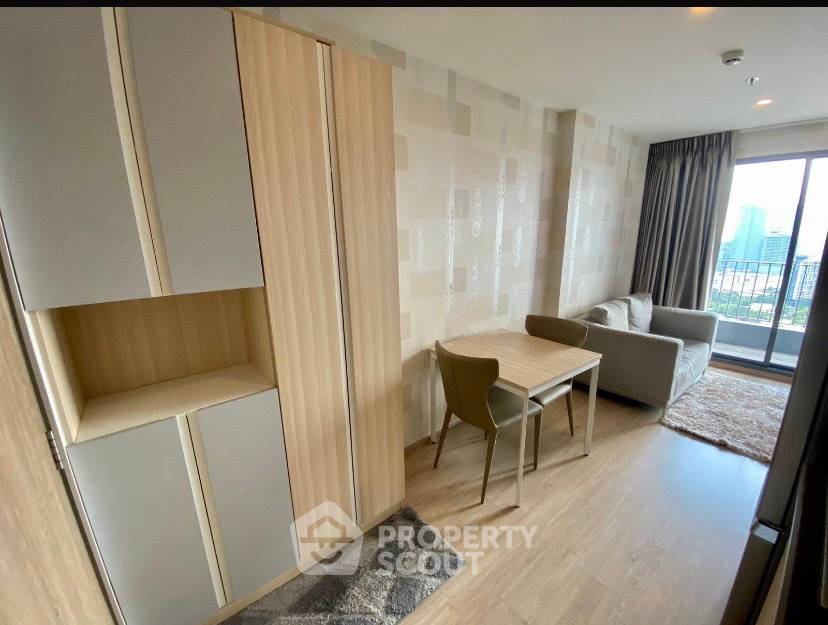 picture 33rd-Floor 1-BR Condo At Ideo O2 Near BTS Bang Na (ID 3387723) - 4/9