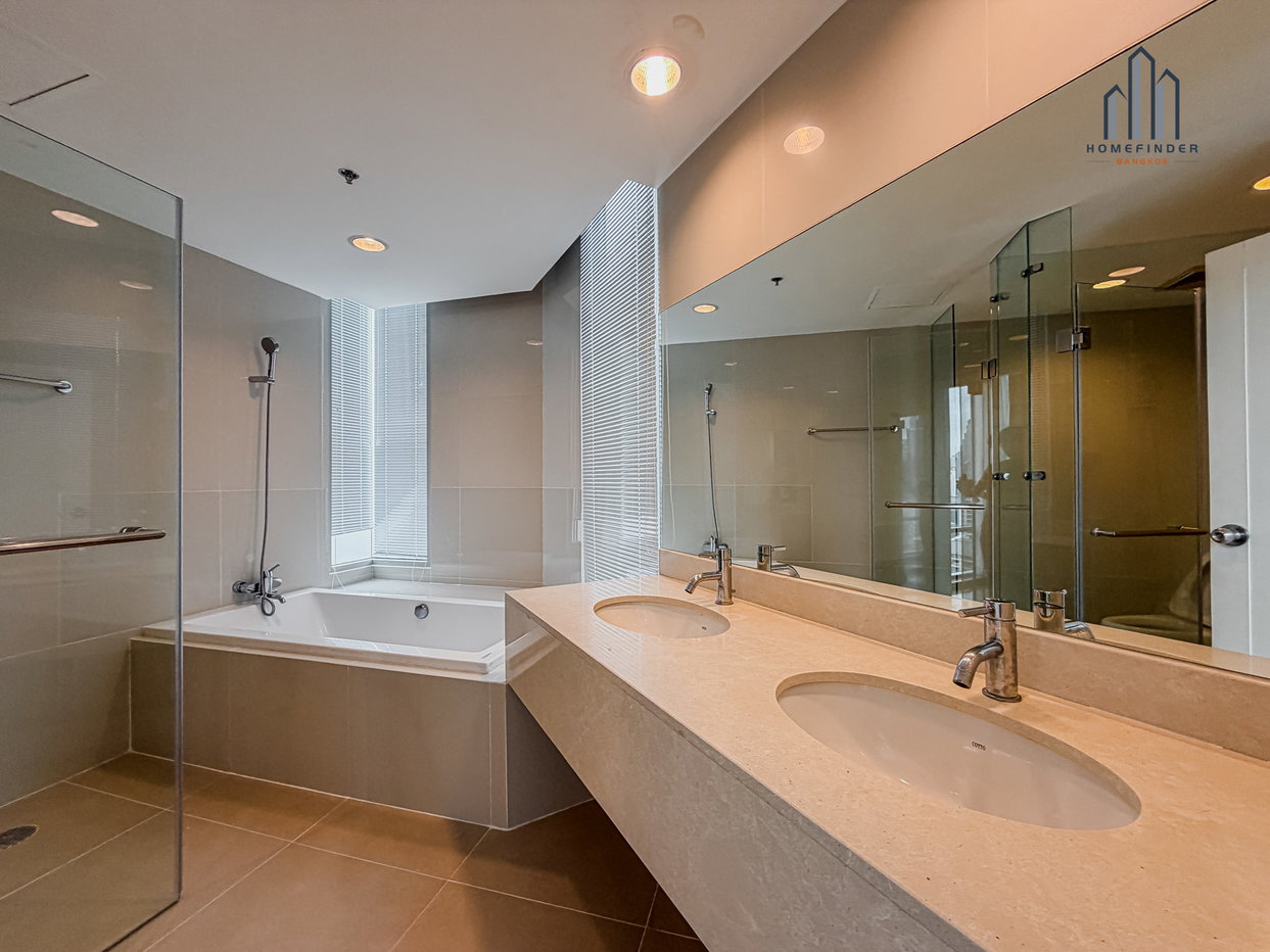 picture Chamchuri Square Residence 3 bedrooms, for rent - 9/12