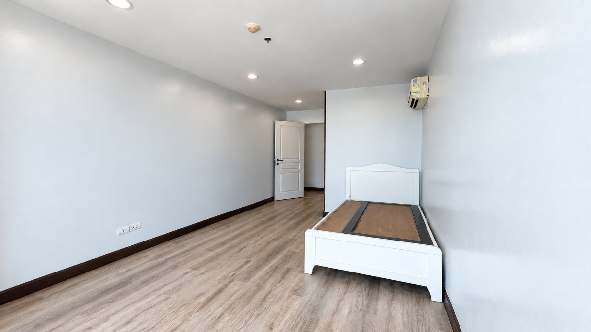 picture [Owner Post] For Rent: Bangkok Horizon Ramkhamhaeng 3 Bed 40k (1 Bed section 15k / 2 Bed section 25k) Near MRT Yaek Lam Sali - 6/15