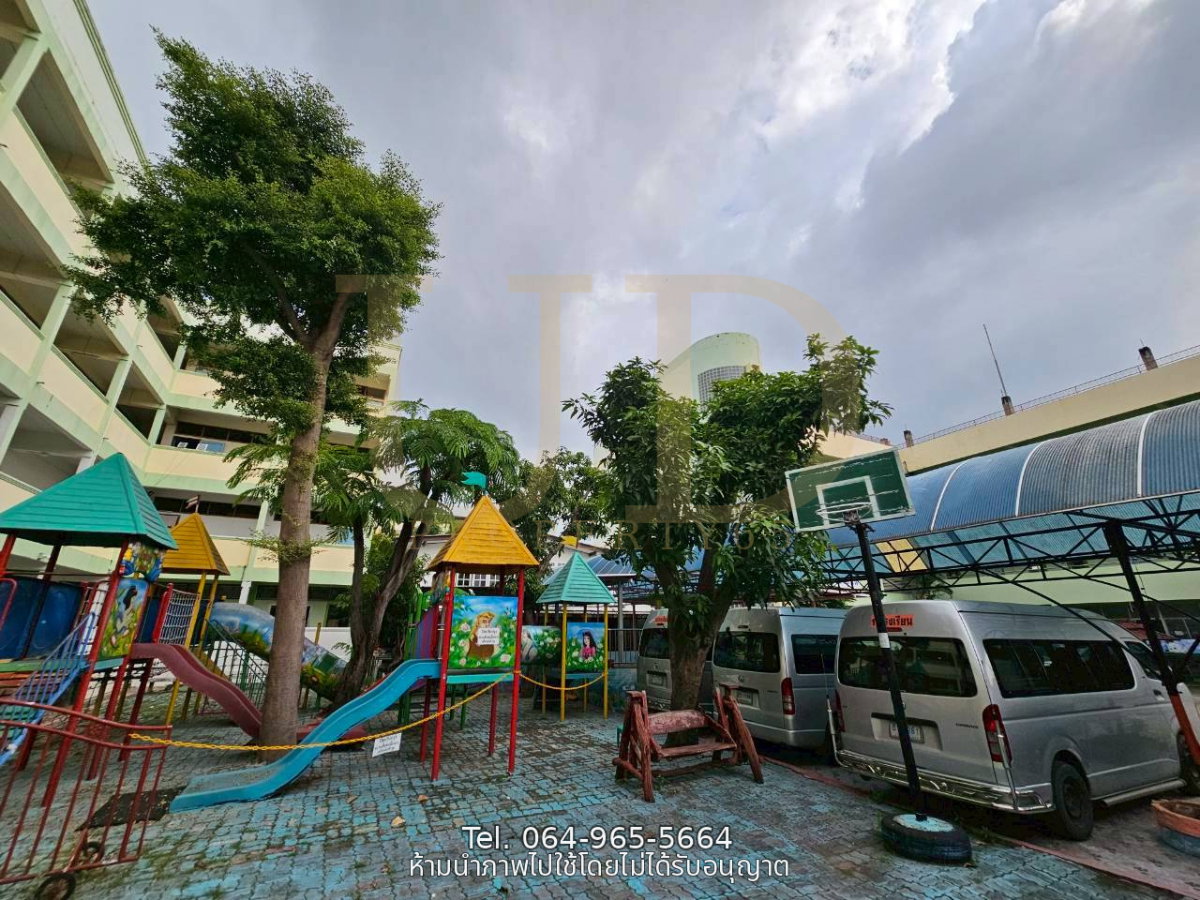 รูป ขายที่ดินพร้อมสิ่งปลูกสร้าง ทำเลดอนเมือง ใกล้สนามบินดอนเมือง** 🔥 🏢 **ที่ดิน 3 ไร่ 66 ตร.ว. พร้อมอาคาร 3 ชั้น 3 อาคาร - รูปที่ 8/11