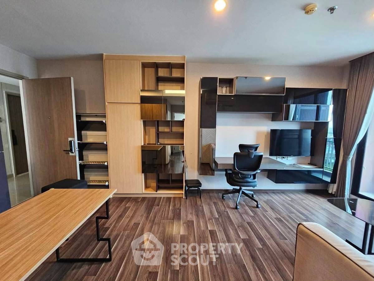 picture 1-BR Condo at The Gallery Bearing near BTS Bearing (ID 3387319) - 7/11