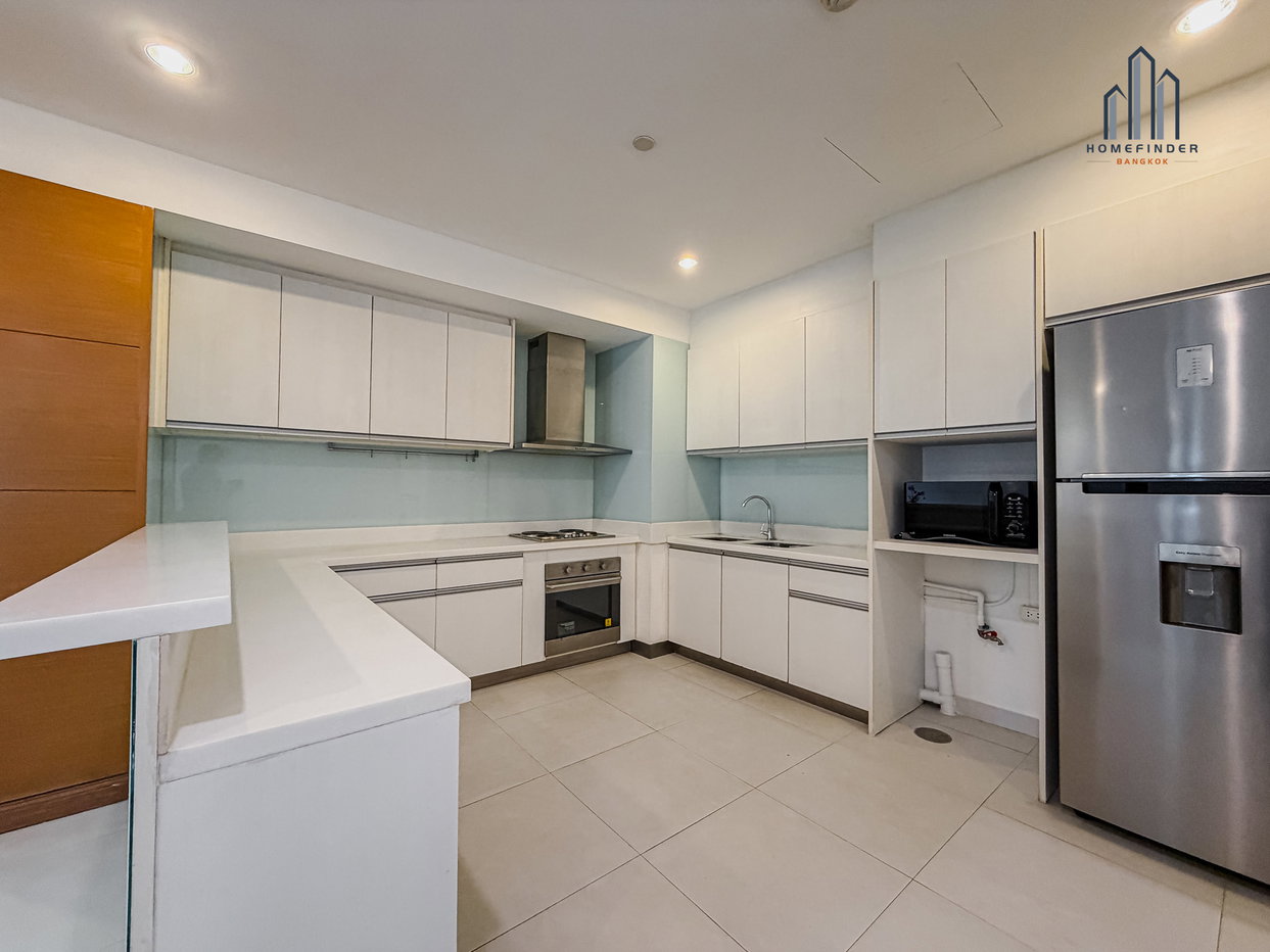 picture Chamchuri Square Residence 3 bedrooms, for rent - 4/12