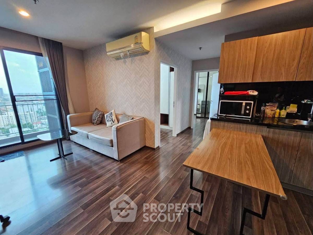 picture 1-BR Condo at The Gallery Bearing near BTS Bearing (ID 3387319) - 3/11