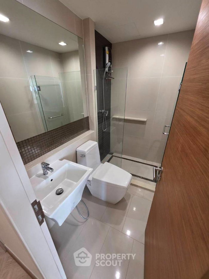 picture 27th-Floor 2-BR Condo At Rhythm Sukhumvit 50 Near BTS On Nut (ID 3387343) - 12/15