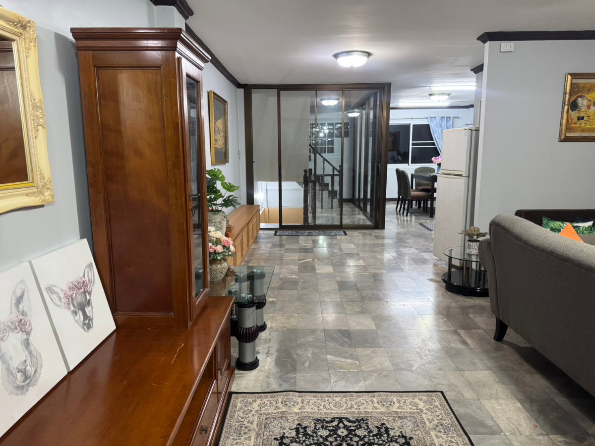 picture Townhome / Home-office for Rent at Royal Nakarin Villa - 20/32