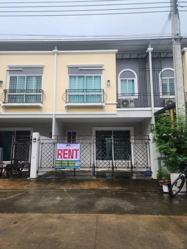 ให้เช่าทาวน์โฮม 2 ห้องนอน 120 ตร.ม. 22 ตร.ว. เดอะ เวโรน่า วิลเลจ กรุงเทพกรีฑา-พระราม 9