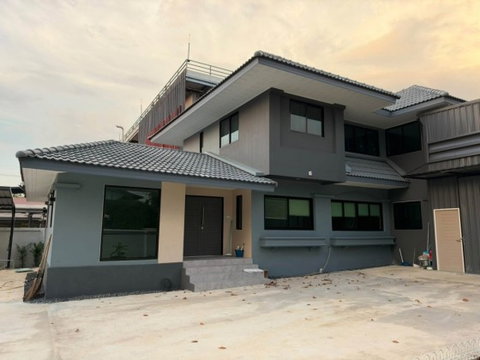 ให้เช่าโฮมออฟฟิศ 2 ชั้น (บ้านเดี่ยว) + โกดัง (Warehouse) ทำเล ซอยพหลโยธิน 64 ดอนเมือง ธูปะเตมีย์ / ห่าง BTS คปอ 2.5 กิโลเมตร / จดบริษัทได้