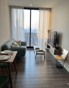 Whizdom Essence                Sukhumvit