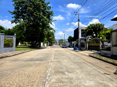 Houses for sale Bangkok : For Sale House , Baan Ekkachai Orchid Garden Village , Bang Bon , Bang Bon , Bangkok , CX-179143 ✅ Live chat with us ADD LINE @connexproperty ✅