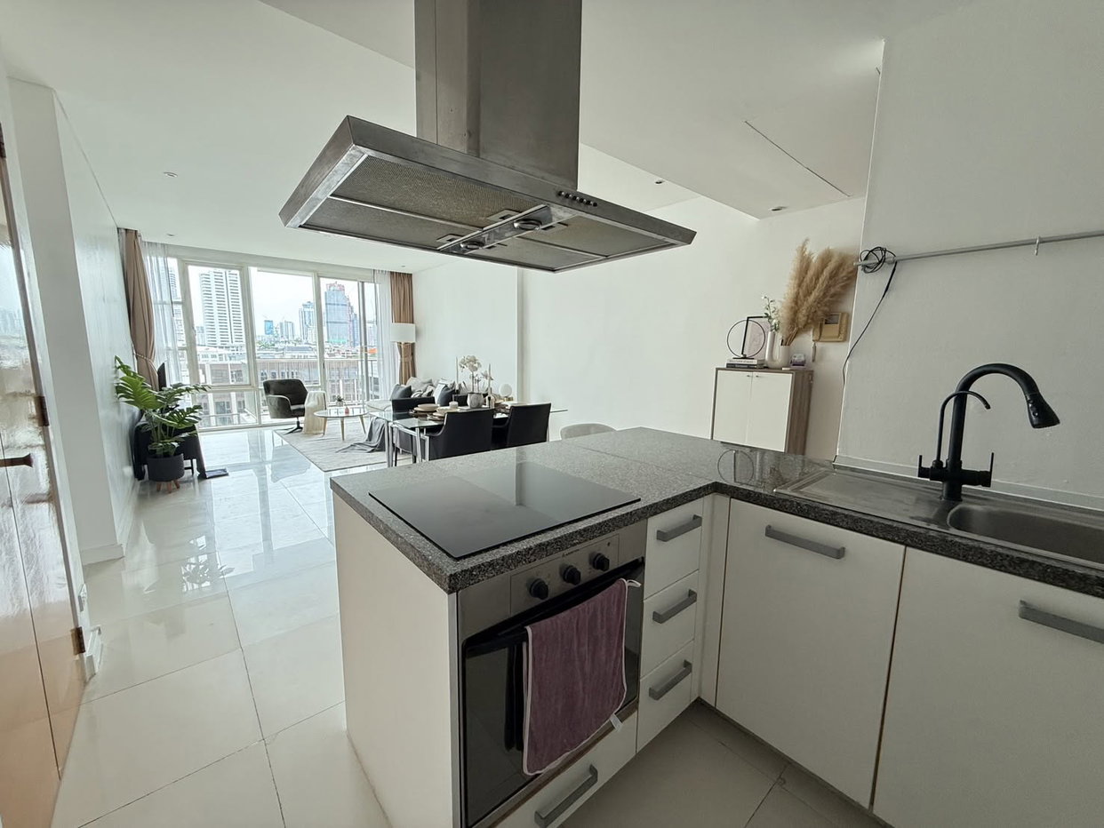 picture Fullerton 2 bedrooms, for sale - 4/13