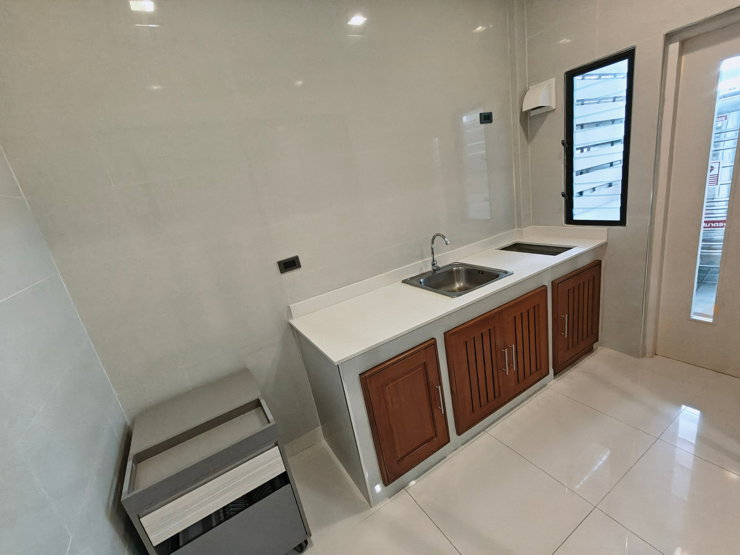 picture 3-Storey Townhome for Rent – The Terrace, Ramintra 65 - 20/38