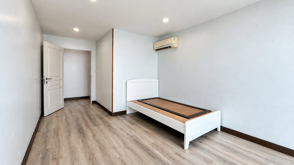picture [Owner Post] For Rent: Bangkok Horizon Ramkhamhaeng 3 Bed 40k (1 Bed section 15k / 2 Bed section 25k) Near MRT Yaek Lam Sali - 5/15
