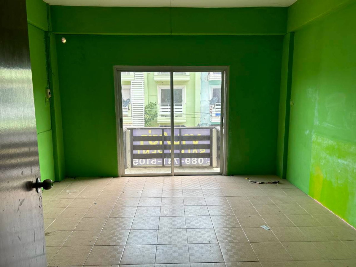 รูป 97842 - นักลงทุนห้ามพลาด! อาคารพาณิชย์ ใกล้ชายหาด ชะอำ ราคาจับต้องได้ 3.5 ชั้น( มี 5 คูหาติดกัน) - รูปที่ 4/5