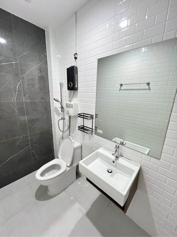 รูป ให้เช่าทาวน์โฮม 3 ชั้น (หลังมุม)ใจกลางรัชดา-ลาดพร้าว หมู่บ้าน สิริเฮ้าท์ รัชดา 18 (SIRIHOUSE ) - รูปที่ 10/18