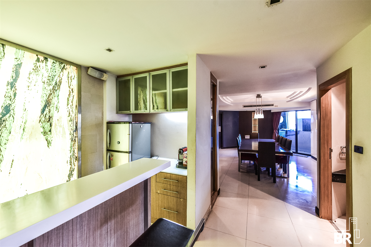 picture Special price, hurry before it’s gone Mahogany Tower - 5/10