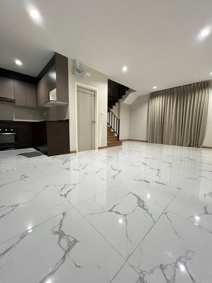 รูป ให้เช่าบ้านทาวน์โฮม 3 ชั้น (หลังมุม)ใจกลางรัชดา-ลาดพร้าว  โครงการ สิริเฮ้าท์ รัชดา 18   - รูปที่ 9/23